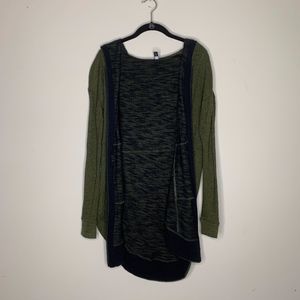 Onzie Black and Dark Green Zip Up Cardigan